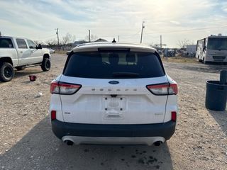 2020 Ford Escape SE - Exterior Rear Center Image